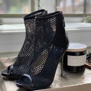 Mesh Stiletto Size 37